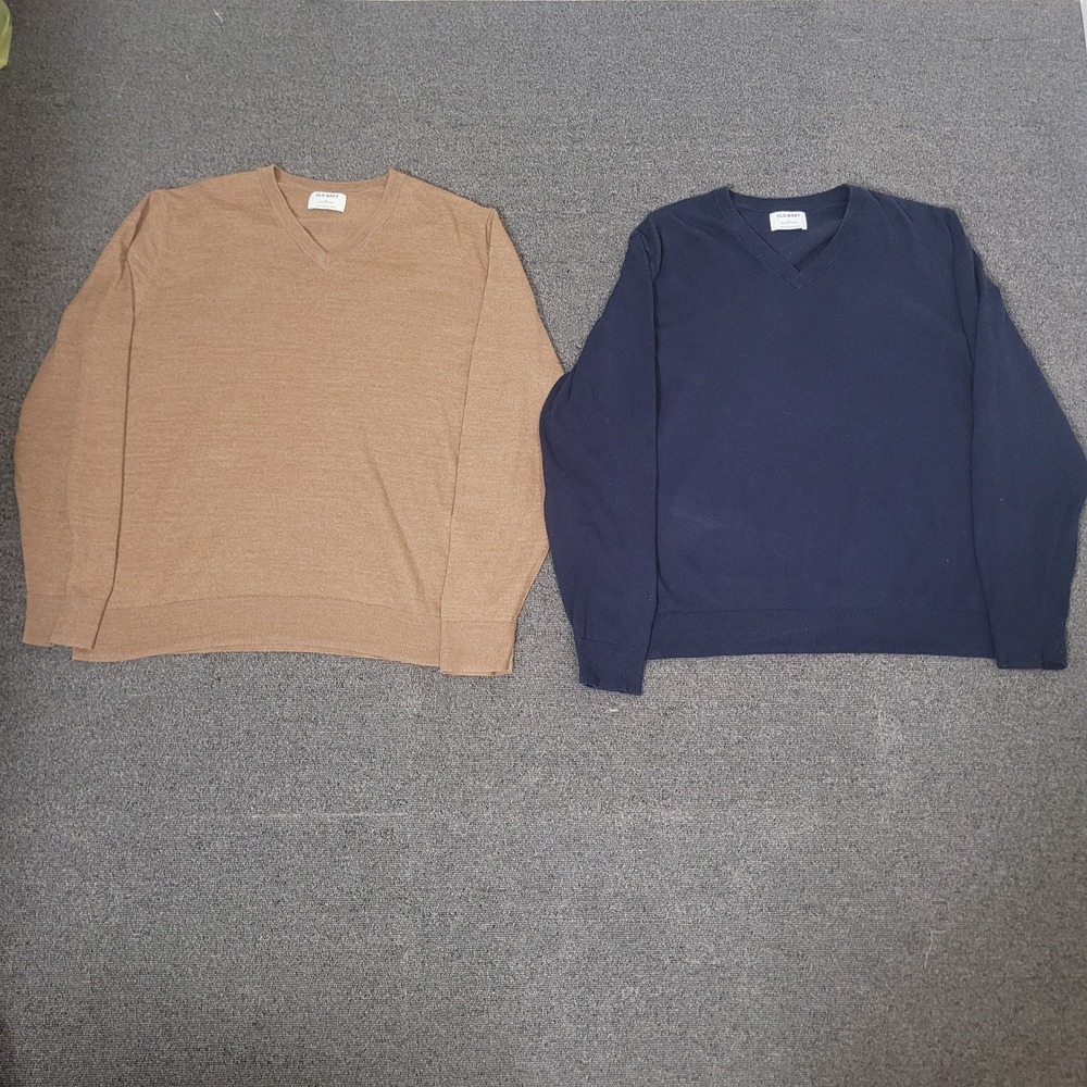 Old Navy Size XL V-Neck Sweaters Bundle Mens Navy Blue and Tan Camel 2 Pack